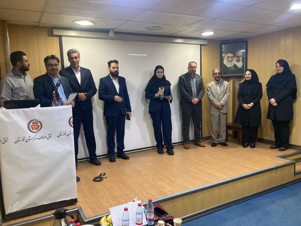 دانشجویان برتر رشته حسابداری دانشگاه علمی کاربردی مرکز اصناف اهواز